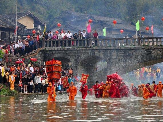 妈祖“过海”民俗 已延续300多年