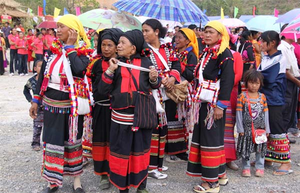德昂族生活习俗--也称为“崩龙族”，是云南最古老的民族之一。