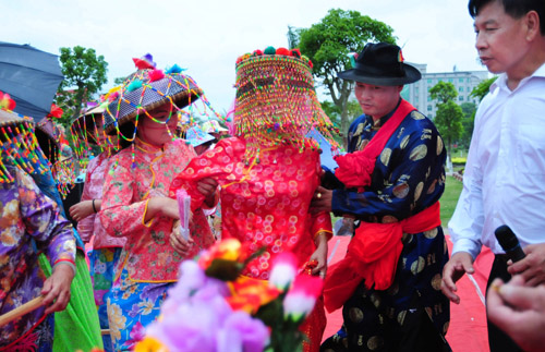 京族生活习俗--传统婚姻礼俗