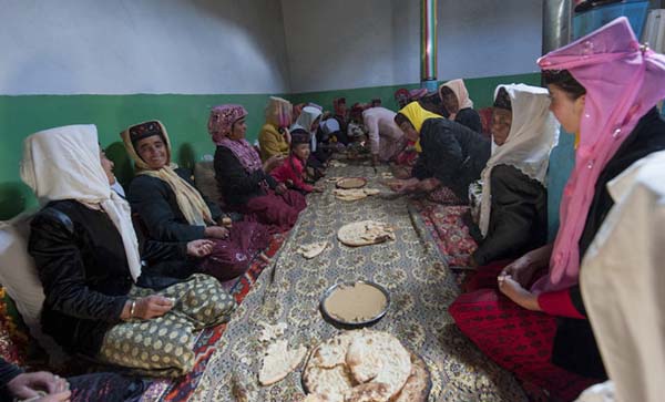 塔吉克族风俗禁忌--饮食习俗