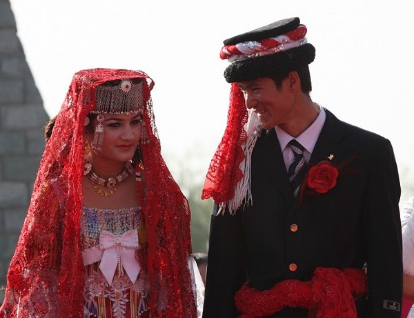 塔吉克族婚礼习俗
