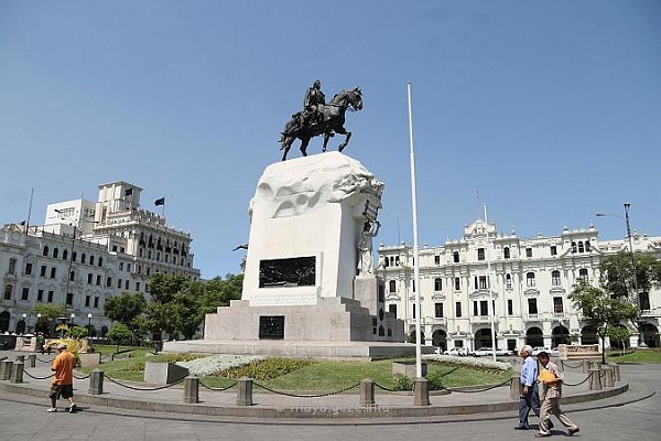 ³ξȫ--Ĺ㳡㳡(Plaza MayorPlaza de Armas)