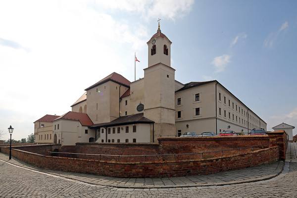 ݿξȫ--ʷƤسǱŠpilberk Castle