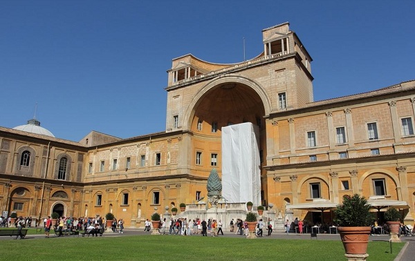 ��ٸ�����ָ��--��ٸԲ���ݣ�The Vatican Museum��