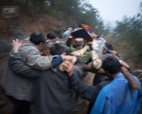 ̽��������������������--�����˵ĳ��������峿(����ǰ��)���еģ�һ�����ڽ���������֮�������Ϊ�ˣ��⼴����ƽ������·��