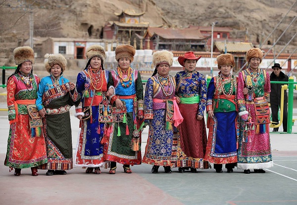 藏族的风俗习惯--东纳藏族传统服饰
