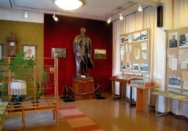 芬兰博物馆景点指南大全--列宁博物馆