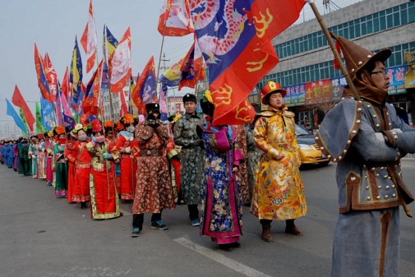 满族的春节习俗--民间花会