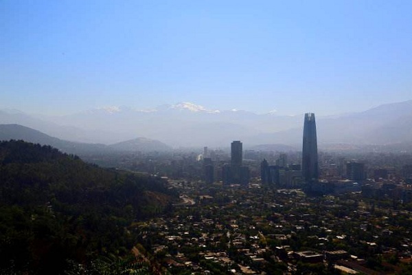 智利首都圣地亚哥城市风光