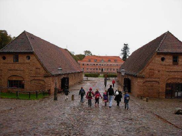 ����ʮ���������ξ���--ī���ӵ�ʷǰ����ݣ�Moesgård Museum��