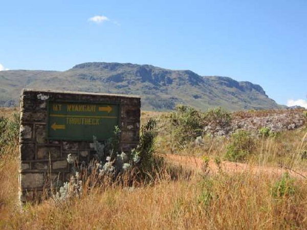 津巴布韦热门旅游景点--伊尼扬加尼山