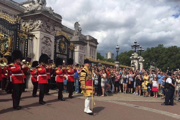 Ӣʮξ--׽𺺹(Buckingham Palace