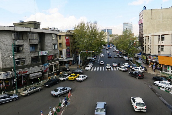 伊朗风俗禁忌--德黑兰（Teheran）街景