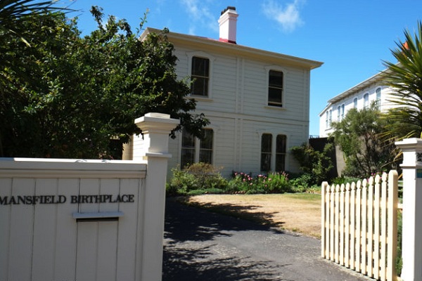 新西兰十大旅游景点一览--凯瑟琳•曼斯菲尔德故居