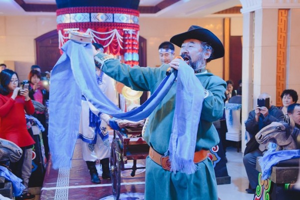 蒙古族婚礼习俗--