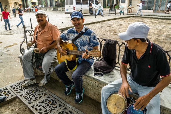 �Ű�����ָ��--�����㳡�ϵĽ�ͷ����