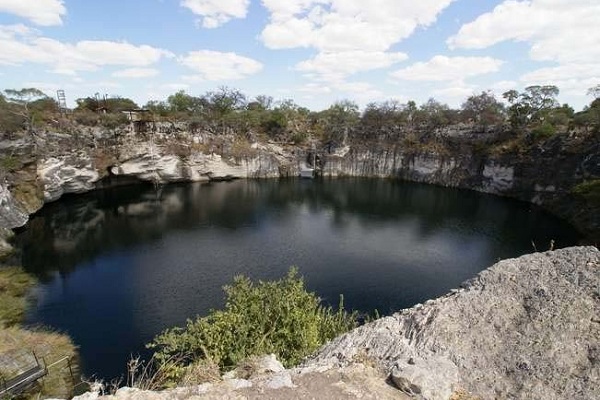 ױʮξ--濼ͼOtjikoto Lake