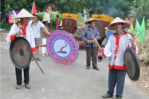 民间离奇古怪的蛇俗--七月七延平区樟湖闽蛇崇拜民俗文化旅游节